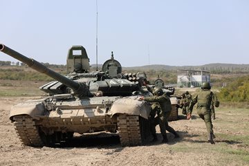 T 72 T 72