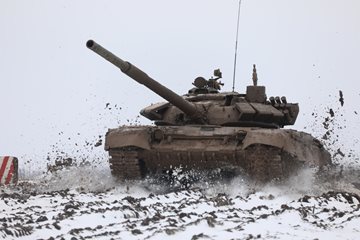 T 72 T 72